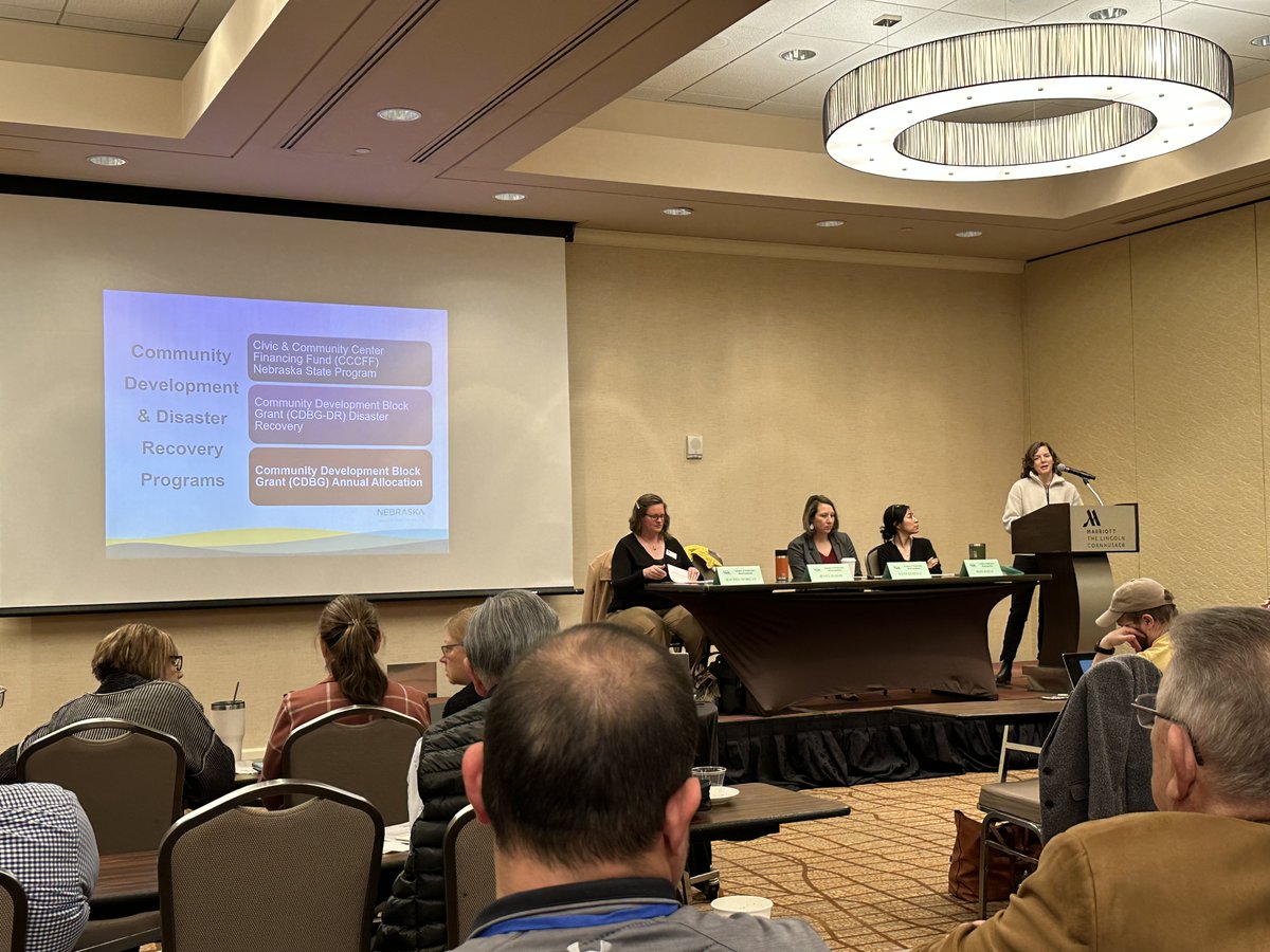 DevelopNebraska's tweet photo. Thank you to the League of Nebraska Municipalities for the opportunity to take part in your Midwinter Conference! Nebraska’s communities are blessed with great leaders who are dedicated to growing our state! #growne https://t.co/Rj70SqmMiI