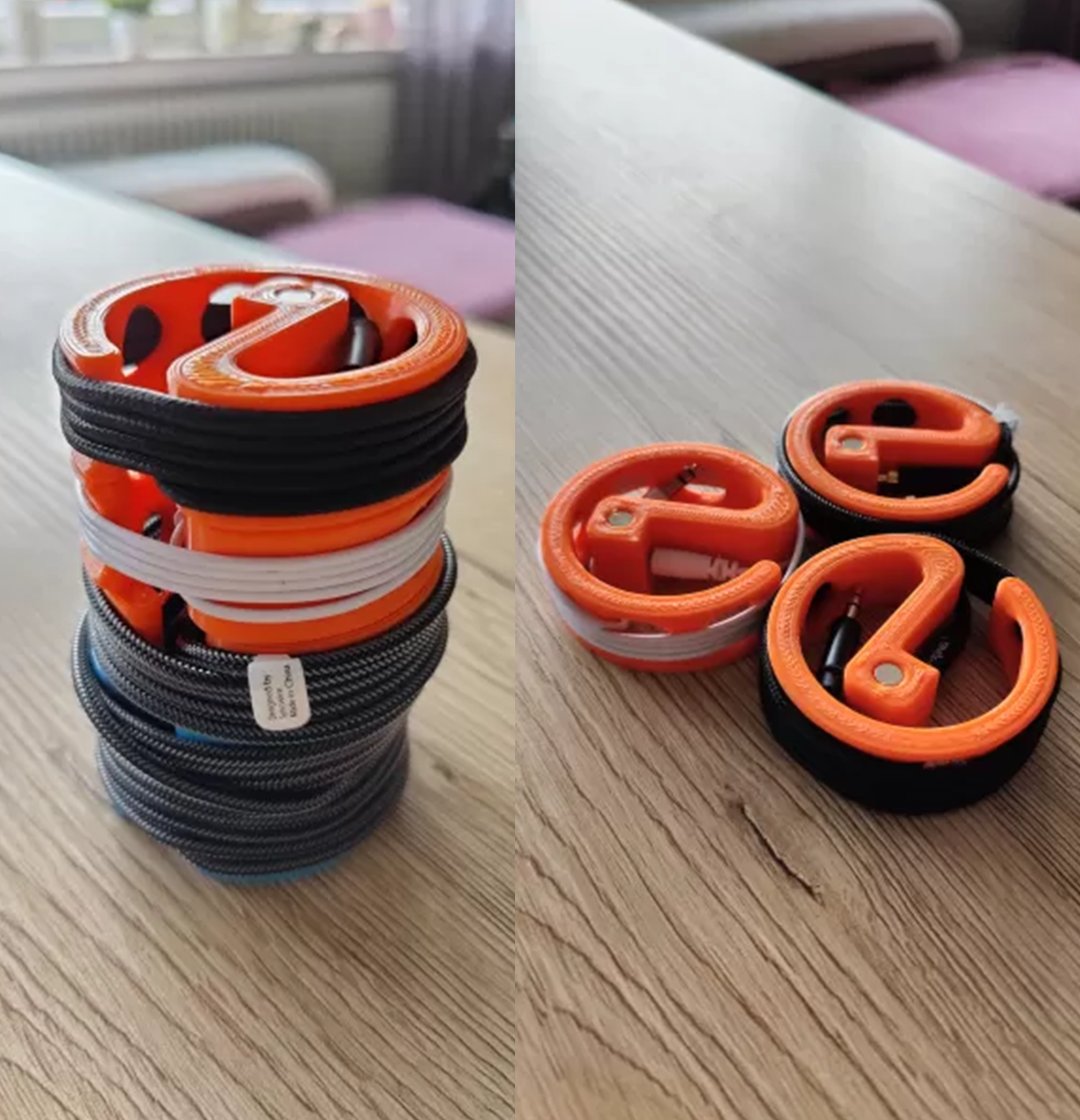 Threeding's tweet image. Bringing organization to your cables, thanks to xmissile! Our magnetic plug-together aux cable holders are the solution to tangled wires.  

Find more here threeding.com/designer/xmiss…
#cablemanagement #cableholder #3ddruck3d