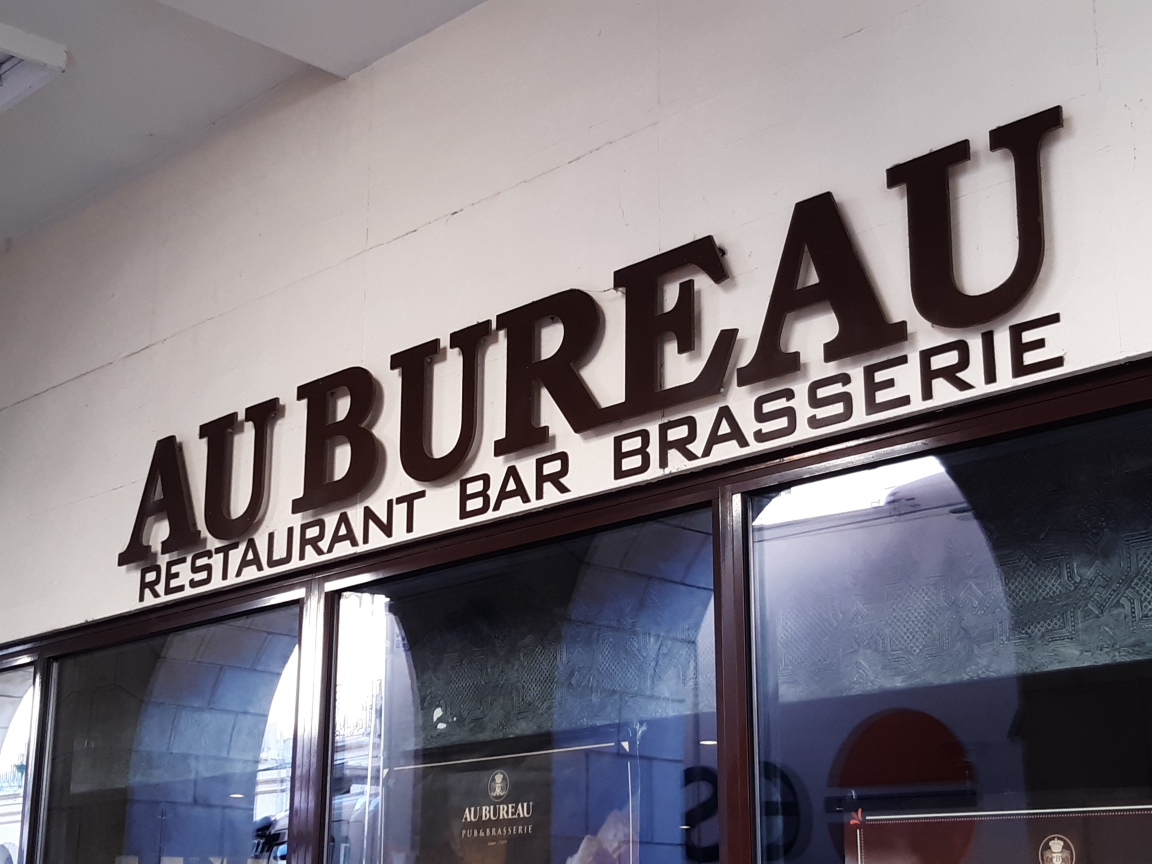 ALecolloec's tweet photo. 👏[Rallye Rest'O] Mireilla, Manager "Au bureau" a reçu ce matin au restaurant, 6 demandeurs d'emploi accompagnés par notre belle  équipe  entreprise @poleemploi_RCVL Orléans Nord. 
🎯Mise en situation du métier de serveur  
🏆🚀2 candidats en immersion professionnelle https://t.co/Al74i2zJ0b