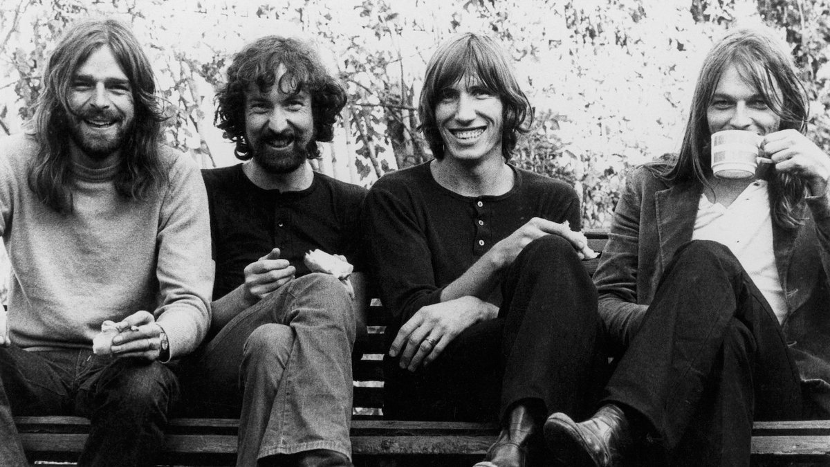 Happy 50 years to 'Dark Side of the Moon' by Pink Floyd. Released today in 1973.

#PinkFloyd #DarkSideOfTheMoon