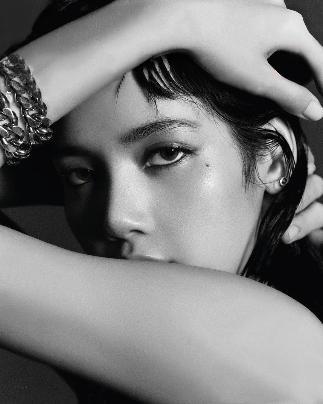 l-on-twitter-lisa-x-harper-s-bazaar-singapore-clean-ver-https-t