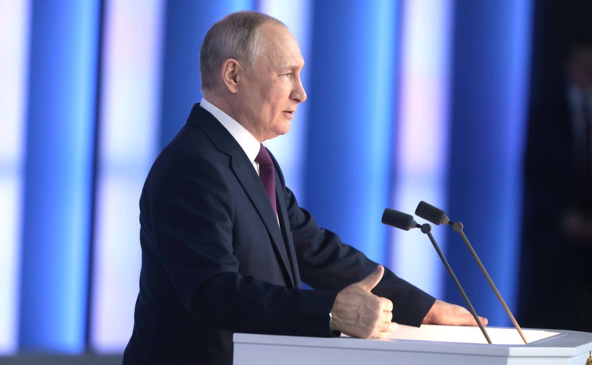 RussianEmbassy's tweet photo. President #Putin: #Russia will continue working with its partners to create a sustainable, safe system of intl settlements, which will be independent of the dollar and other West’s reserve currencies that are bound to lose their universal appeal with current Western policy. https://t.co/6bFU55g0N2