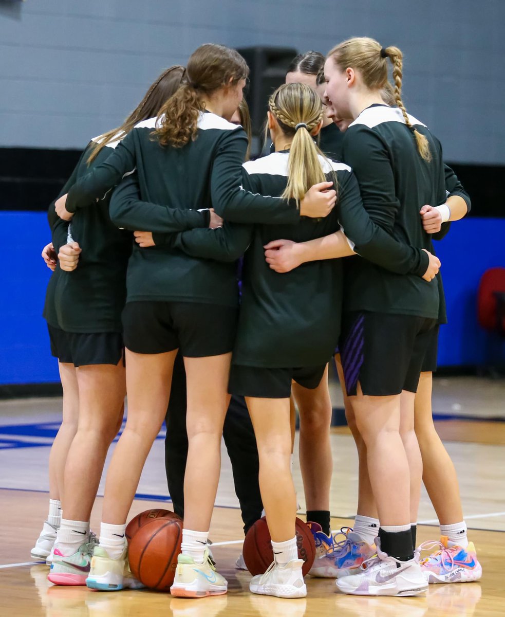 MrsLaneLHS's tweet photo. Game DAY!! Sub State game #1!! Come watch the Lady Cats at LHS tonight vs Chanute! Game time is 7:00 💜🏀 https://t.co/qkmihsMDui