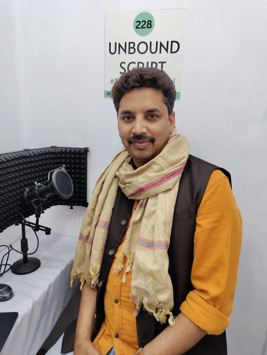 theBookwalla's tweet image. लगातार आप सबका साथ और स्नेह बना हुआ हैं.. बीतें दिनों में से कुछ तस्वीरें साझा कर रहा हूँ। 

आपका अगर मेले में फिर आना हो तो फिर कुछ और कहानियाँ - क़िस्से सुनाए या अभी तक  नहीं आए तो हम अभी भी आपके इंतज़ार में हैं। #worldbookfair

@UnboundScript स्टॉल नंबर 228, हॉल नंबर 2.