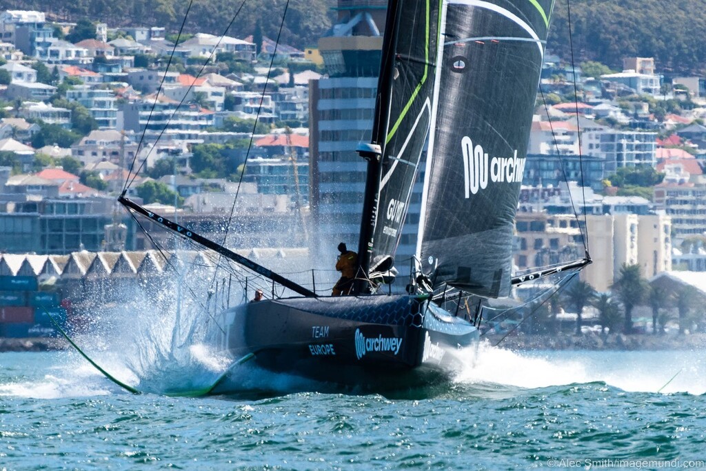 Alec Smith tweet media