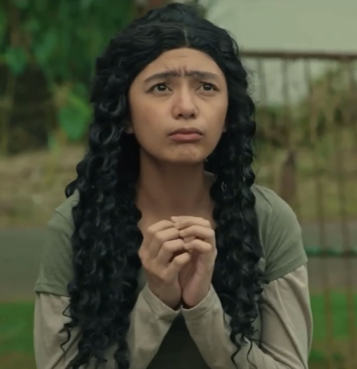 planetjennica's tweet photo. @DreamscapePH marami pong salamat. Dati kinakabahan po ko pag tinatanong ako kung ano talent ko. Ngayon may maisasagot na po ko.
Interviewer: So Jennica Garcia, what is your talent?
ME: Shape Shifting po. uwu. 👉🏼👈🏼 #DirtyLinen #DLSavior https://t.co/HvQ4uSxRP9