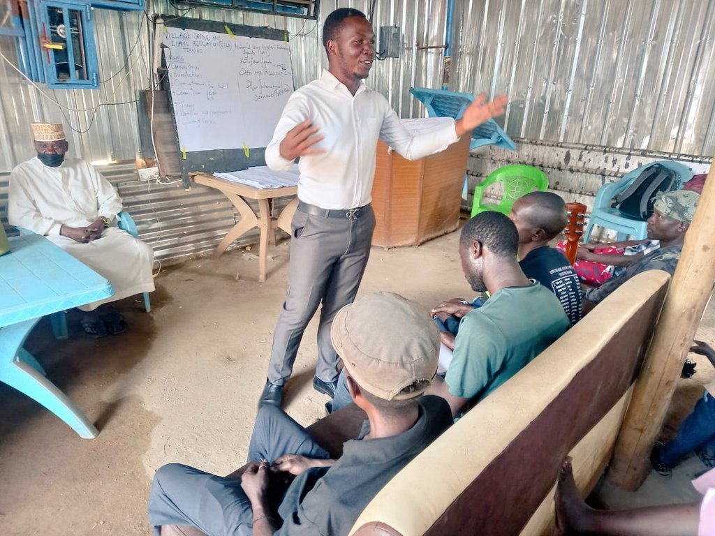 SsessaaziHerman's tweet photo. Scaling forming and training youths VSLA groups (gang groups) from kisenyi 2 kakajo zone on VSLA associated methodology and transform into better citizens through savings and promoting safety in your community.
#ACTogetherUganda
#PlanUganda.
#SDIYouth
#KnowYourCityTv https://t.co/GHSwCgUXJq