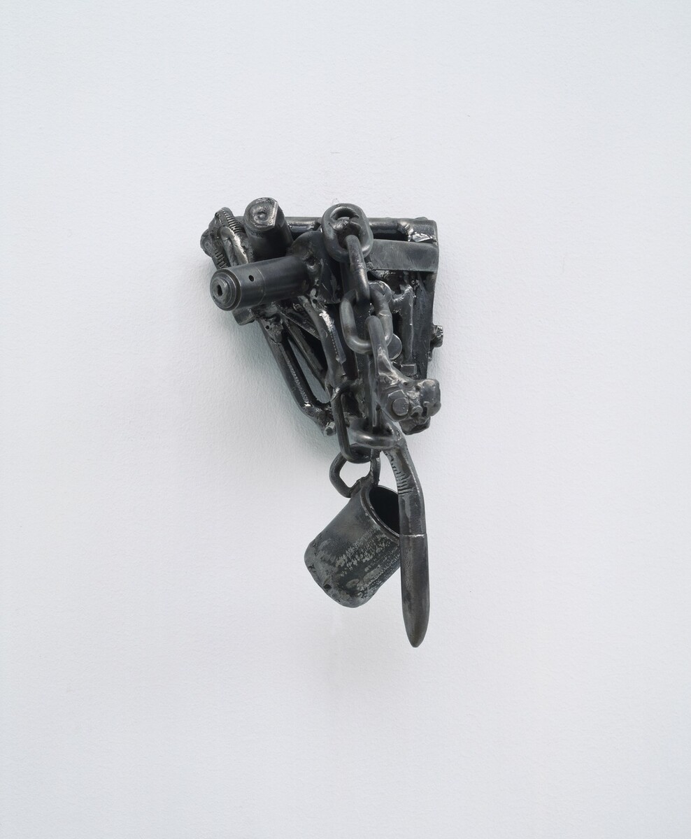 moma_paintings's tweet photo. Melvin Edwards, Cup of? from the Lynch Fragment series, 1988 #museumofmodernart #melvinedwards https://t.co/QnSZUBdtth https://t.co/LgYcSJHFNz