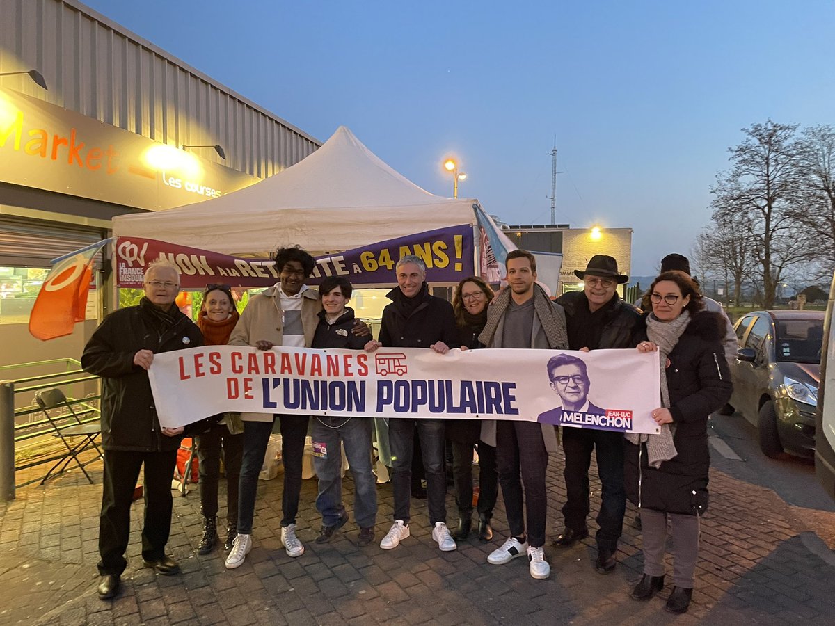 LegavreJerome's tweet photo. Aujourd’hui dans le cadre des Caravanes de l’union populaire à Château-Thierry dans l’Aisne, nous avons diffusé en porte à porte. Le jugement est sans appel : unanimité contre la réforme des retraites, et contre Macron. 
#CaravanePopulaire https://t.co/4IssynxzVE