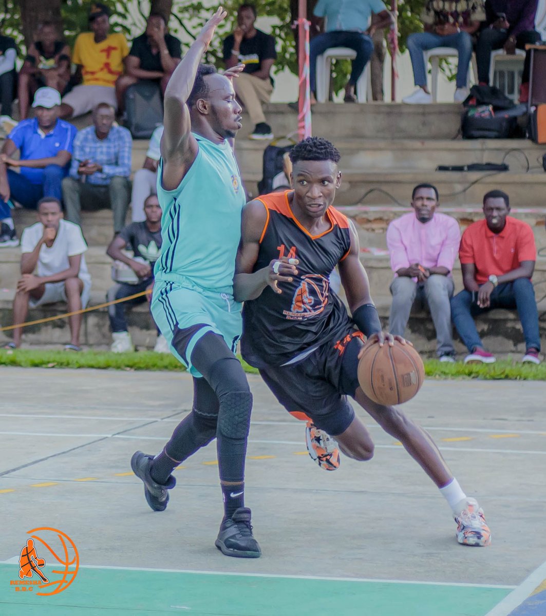 Remesha_BBC's tweet photo. Ainsi, @Remesha_BBC continue sa course au titre en battant @LesHipposBBC en prolongation. L'équipe est plus déterminée que jamais à remporter le #NANIMKHALI2023.

#Burundi https://t.co/2zWPyJL9VN