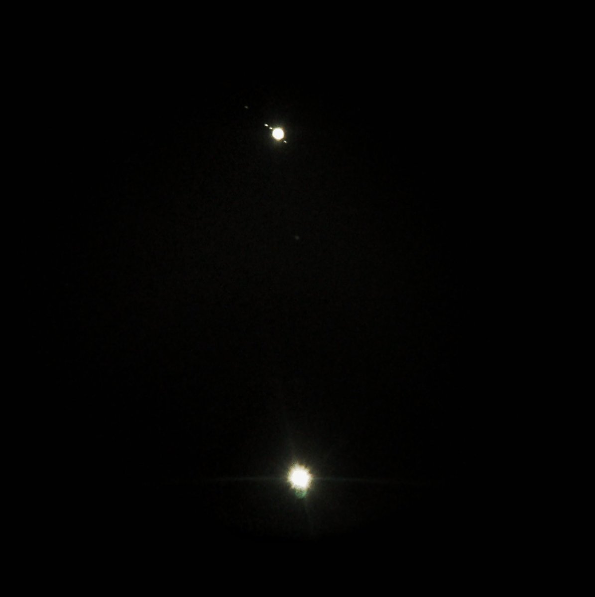 Jüpiter &amp; Venüs 
01.03.2023 20.00
Geniş açı çekemedim, araya yağmur olup yağmasını dilediğim bulutlar girdi. 
<a href="/AstroPhotoTurk/">Astrophotography Turkey 🇹🇷</a>