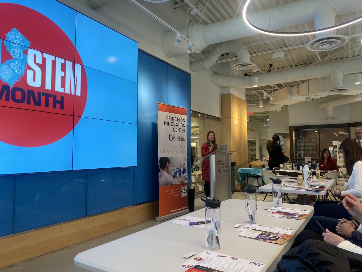 DemicheleErica's tweet photo. It’s #NJSTEMMONTH! Kickoff begin with Brainy and Bright, #TCNJ, #LibertyScienceCenter and #LivefromSurgery! https://t.co/GjyAZApke3