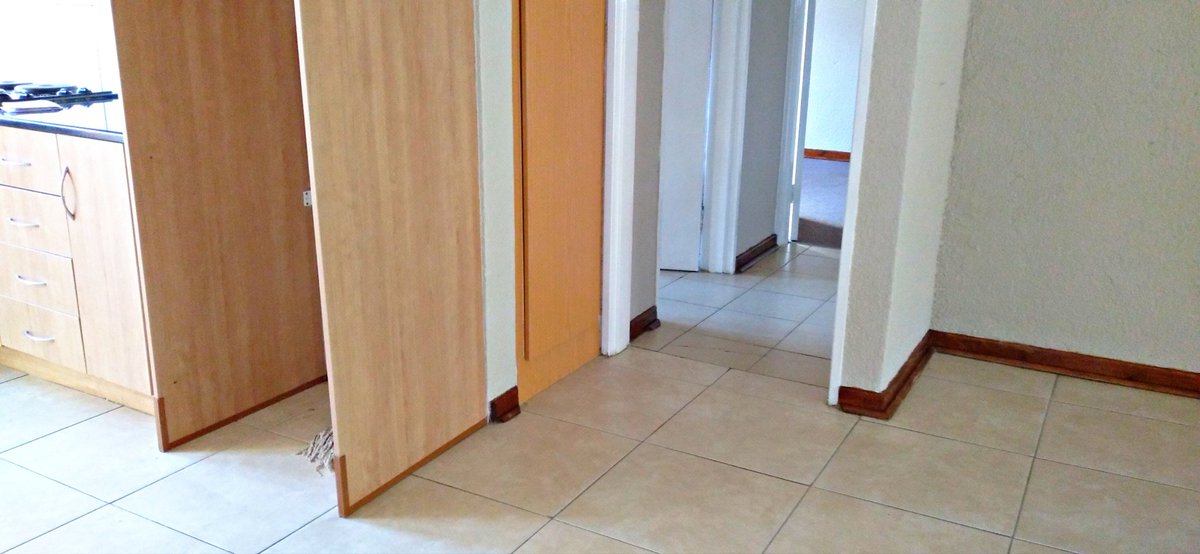 Ecogenieszw's tweet photo. We calling all real estate companies and accommodation agents in Zimbabwe to partner with us in preparation for future tenants. We provide deep cleaning as well as post-construction cleaning. We have a good reputation. Contact us at 0776716156 | sales@ecogenie.co.zw right away. https://t.co/RGIpz0nFbV