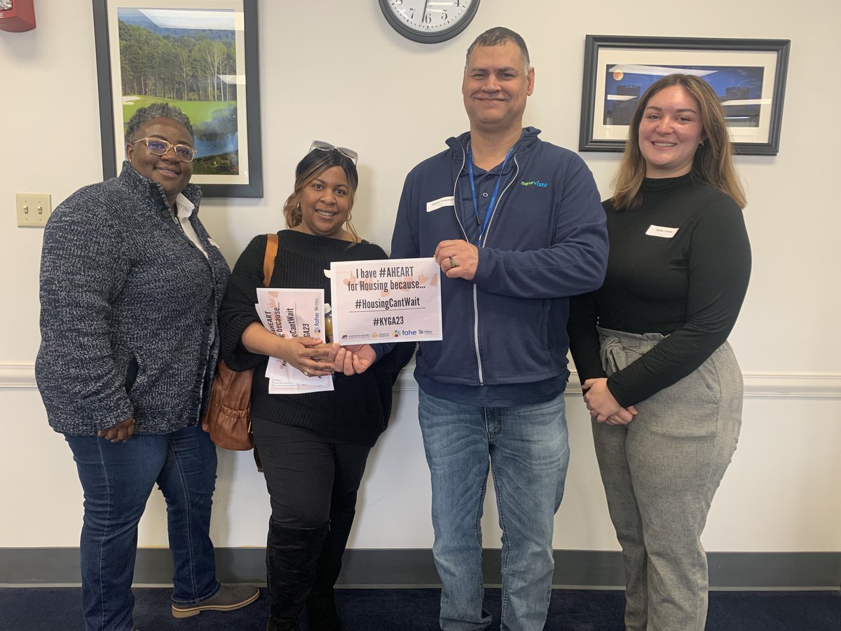 HHCKy's tweet photo. Last week housing advocates gathered to ask our legislators for more access, supply, and renter protections. We have #AHEART for Housing because #HousingCantWait! 
Keep up with #KYGA23 via our bill tracker: https://t.co/RitRjGExW8 https://t.co/o05Q3RUr8H