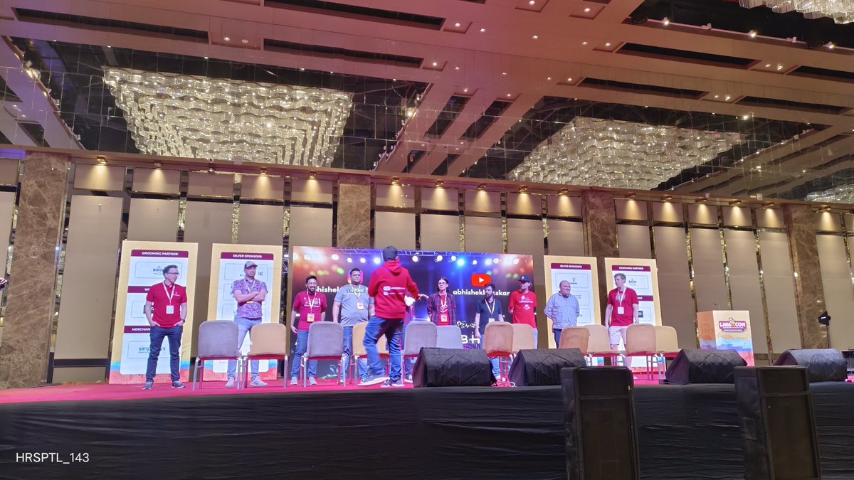 LaraconIN's tweet photo. Did you guys remember the musical chair
Ohh it was beat boxing chair😆

Laracon India means knowledge with funnnn 

Comment below if you liked it 👇 https://t.co/ilqP3nvbeD