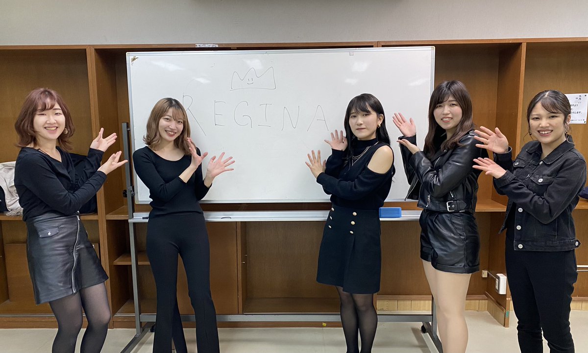 REGINA_crcl's tweet photo. REGINAです👑
内向けではありましたが、ラストライブ無事に終演いたしました！！
1年目から今日まで様々な舞台に立たせていただき本当にありがとうございました！またどこかでお会いできますように🌟 https://t.co/F4jJLAKisL
