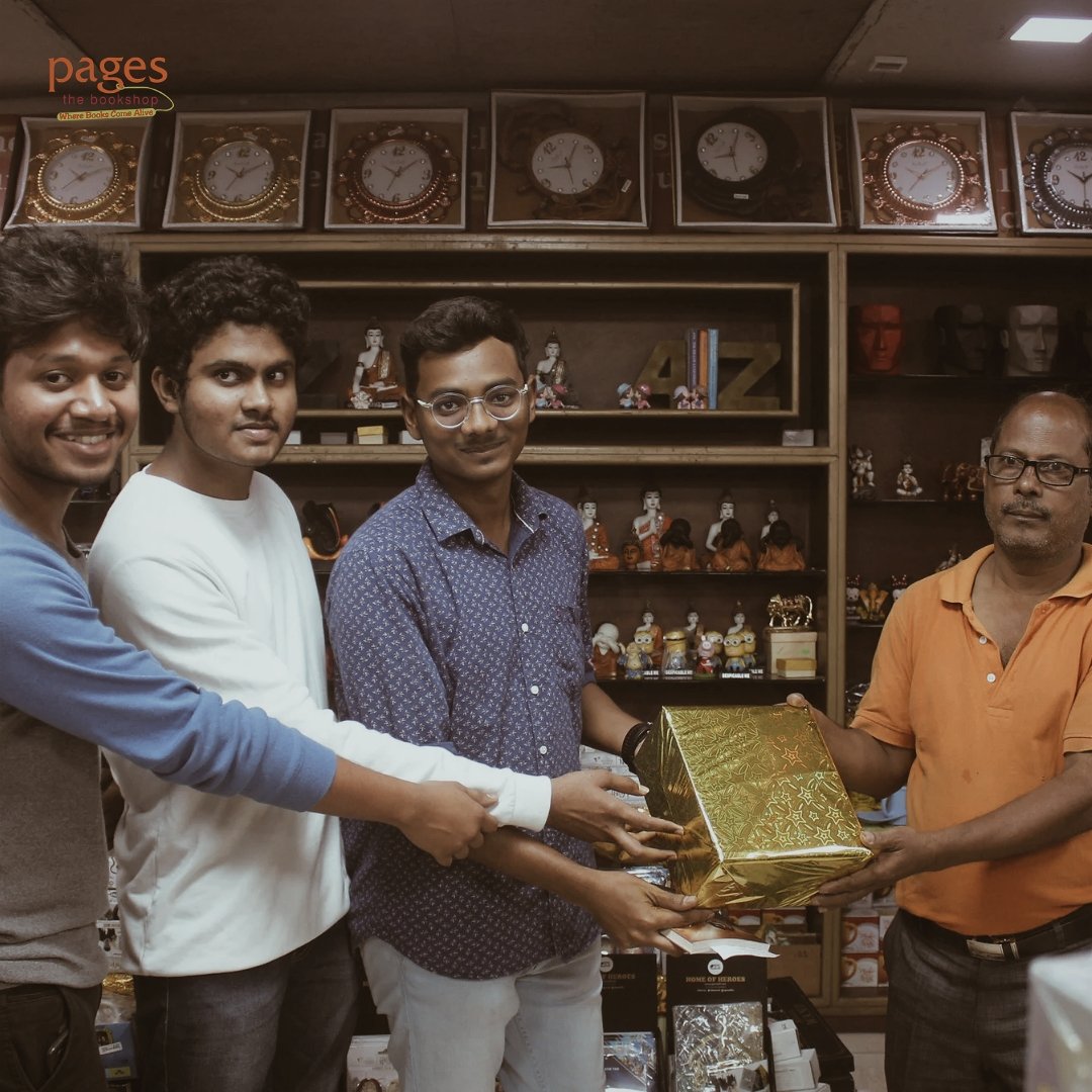 JbdPages's tweet image. Treasure hunt Event at pages

#bookstagram #Bookstore #treasure #event #events