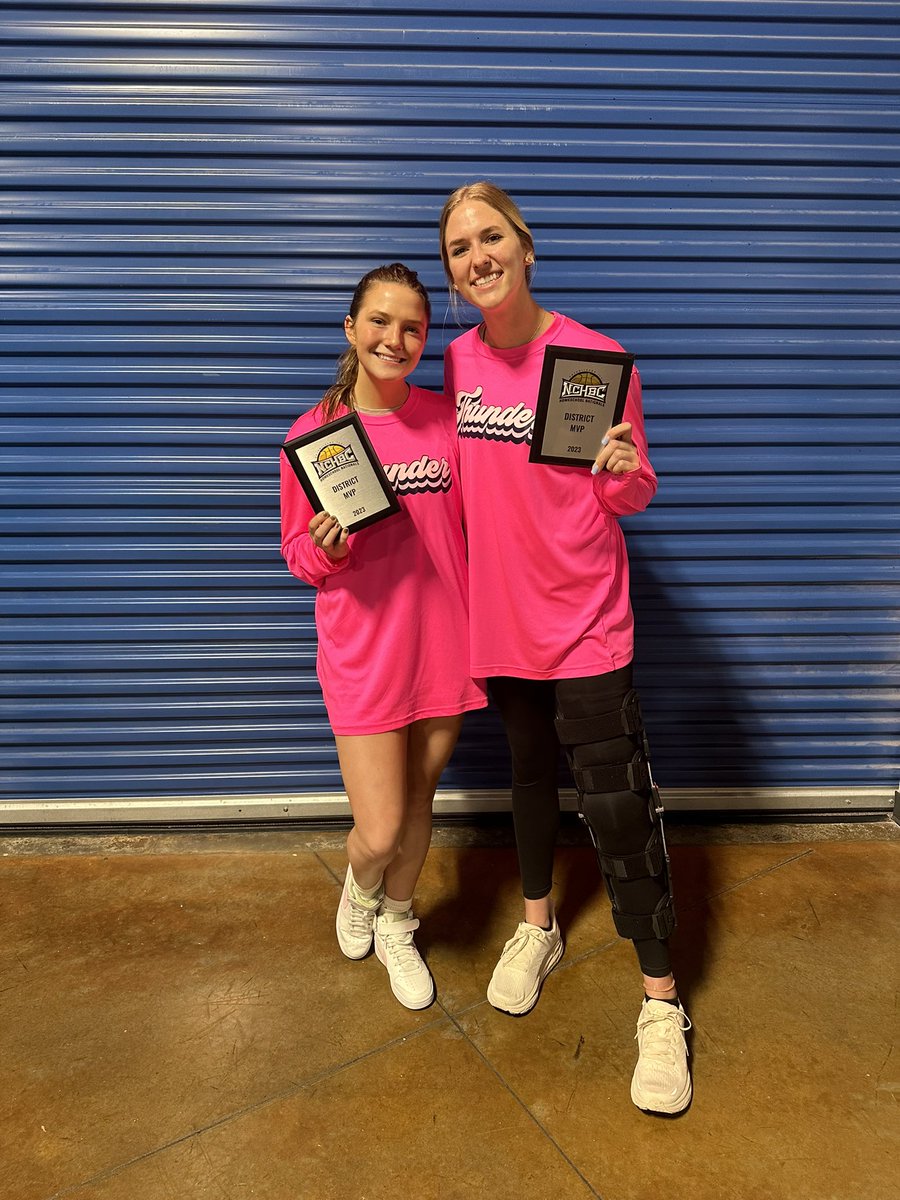 ❤️💯!! Love these teammates and coaches#legacyteam#hardwork#dontgrowwearyofdoinggood#Galatians6:9! <a href="/dallasthunder1/">Dallas Thunder Basketball</a> JV&amp;VG👊<a href="/VerduinRylee/">Rylee Verduin</a> <a href="/Jennakendall20/">Jenna Kendall</a> District MVP’s -great job- well earned ladies!