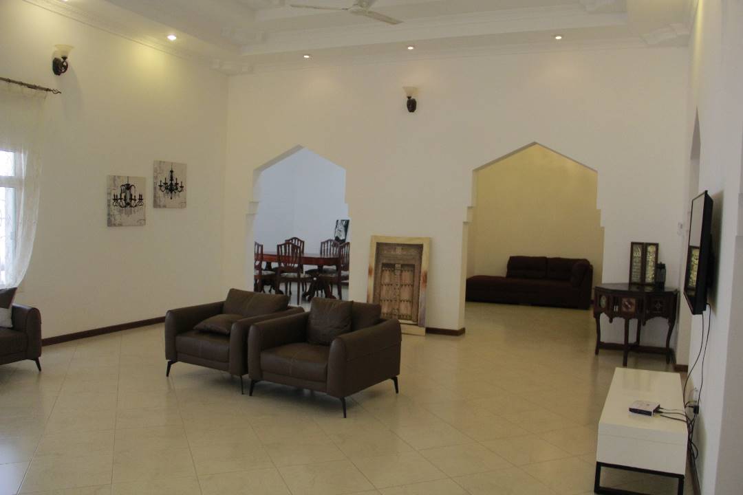 TerranovaEstate's tweet photo. The property features;
i). First side; 1 Self-contained Bedroom on first floor, sitting room, open kitchen on the ground floor
ii). Second side; 2 self-contained rooms, 1 bedroom, 1 Sitting room,1 kitchen,servant quarter,pantry,dining, public toilet
contact us: +255 776 655 655 https://t.co/XIBpcy1cfP