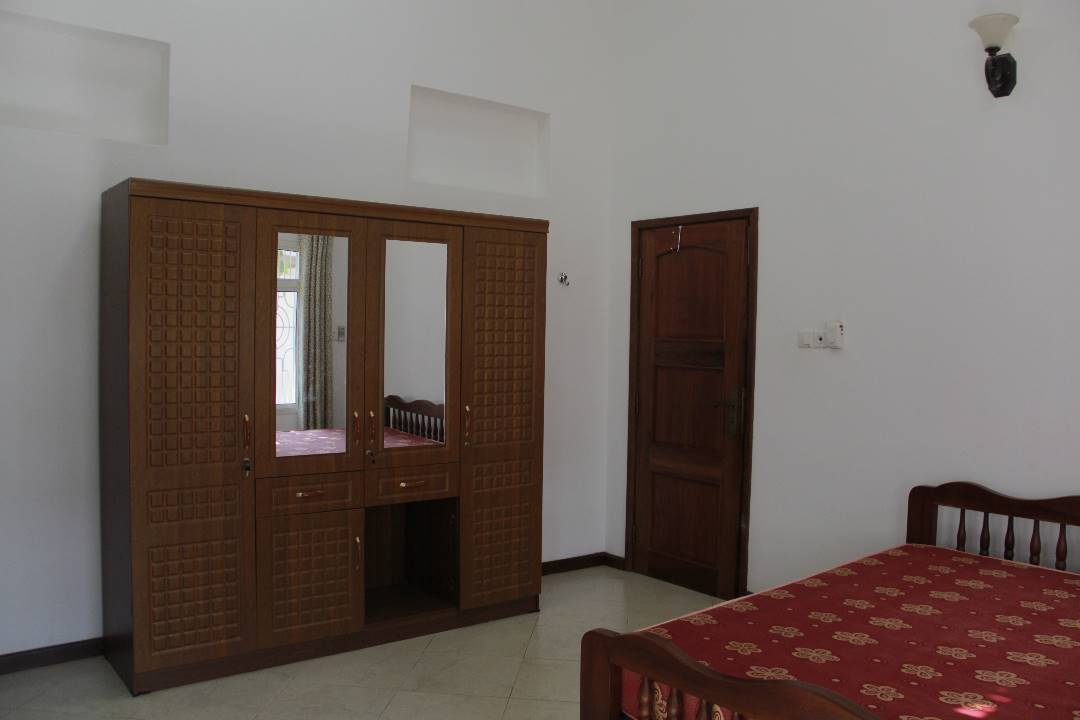 TerranovaEstate's tweet photo. The property features;
i). First side; 1 Self-contained Bedroom on first floor, sitting room, open kitchen on the ground floor
ii). Second side; 2 self-contained rooms, 1 bedroom, 1 Sitting room,1 kitchen,servant quarter,pantry,dining, public toilet
contact us: +255 776 655 655 https://t.co/XIBpcy1cfP