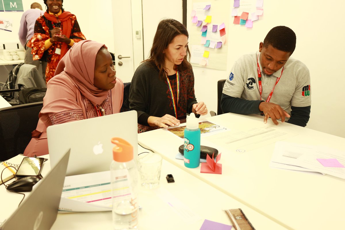 LIGHTonTB's tweet photo. #CapacityStrengtheningWeek 
#LIGHTonTB  
 
Participatory #health research approaches facilitate collective learning processes involving affected communities &amp; #researchers in a collective inquiry to co-create solutions that are relevant to the community and context.

#EndTB https://t.co/5nry3f4kHC