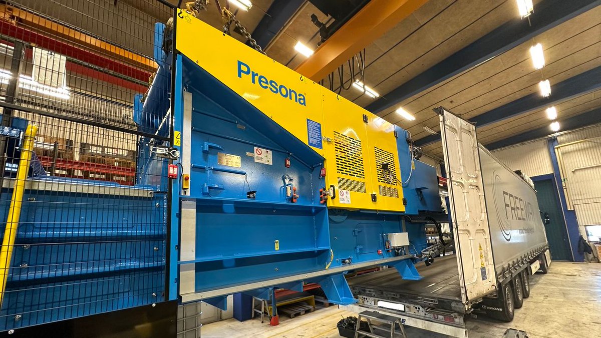 Bye bye! Another baler leaves the factory and travels to its new home. This baler is a LP 85 VH1 WD. #WorkshopWednesdayhttps://www.facebook.com/photo.php?fbid=688353876417272&amp;set=a.519192103333451&amp;type=3