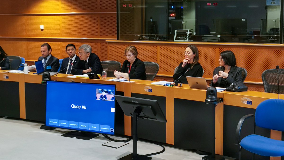 saskiabricmont's tweet photo. 2,5 years after the #EVFTA was implemented, the situation of human rights is deteriorating in #Vietnam. This is unacceptable. I have proposed that NGOs and the #EU work together to file a complaint with the Commission #cteo https://t.co/PVYhf5cXsG