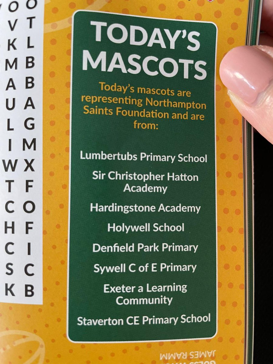 SywellSchool's tweet photo. Thank you to @SaintsFdation for asking our school to be represented at the match on Saturday. The children thoroughly enjoyed running out with the players! ⚫️🟢🟡 https://t.co/R0VVqQNYp6