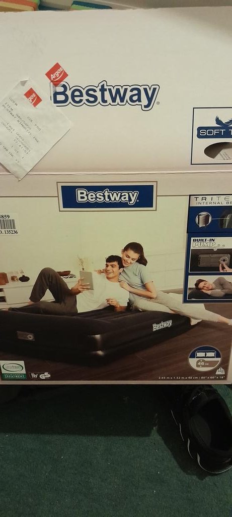 GwilliamsRob's tweet photo. @Argos_Online this is not a king size it's a small double https://t.co/SF2AIrUOYe