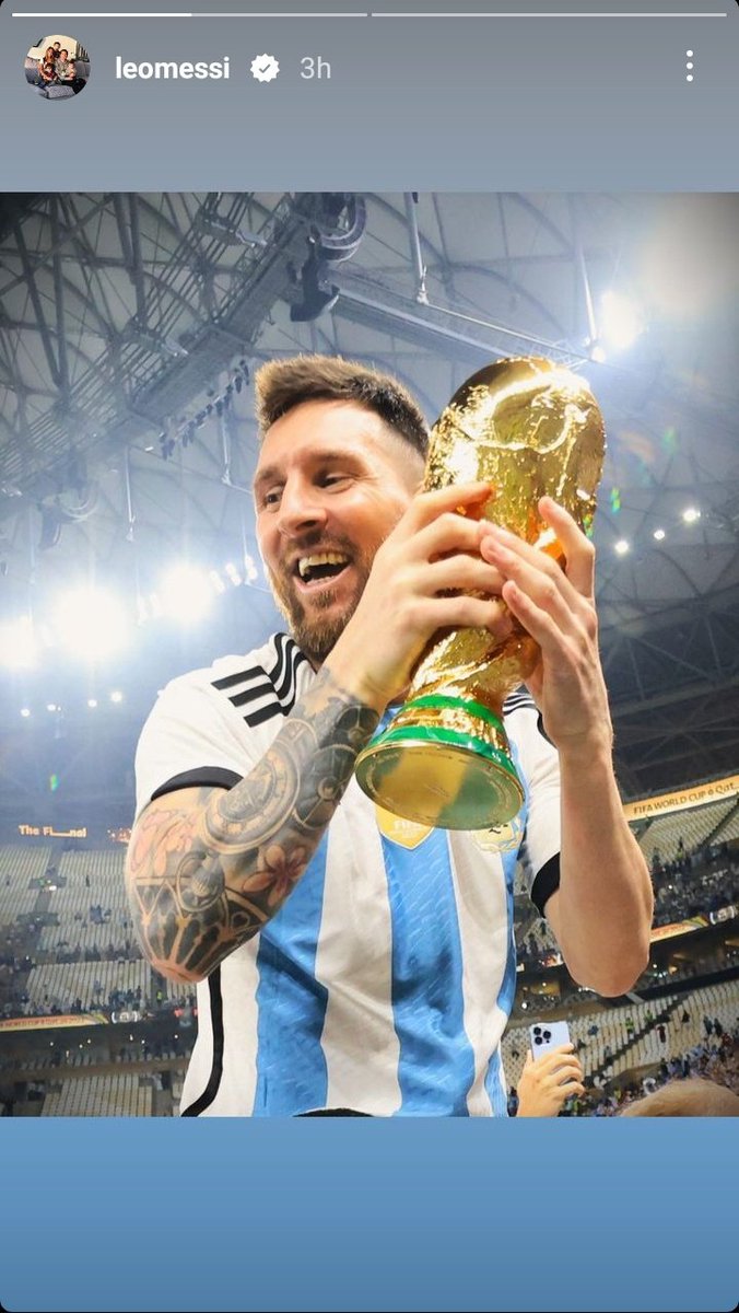ghanabwoi's tweet photo. Messi has replied @Benzema 🤭🤭🤭 https://t.co/vPMRzHKxEp