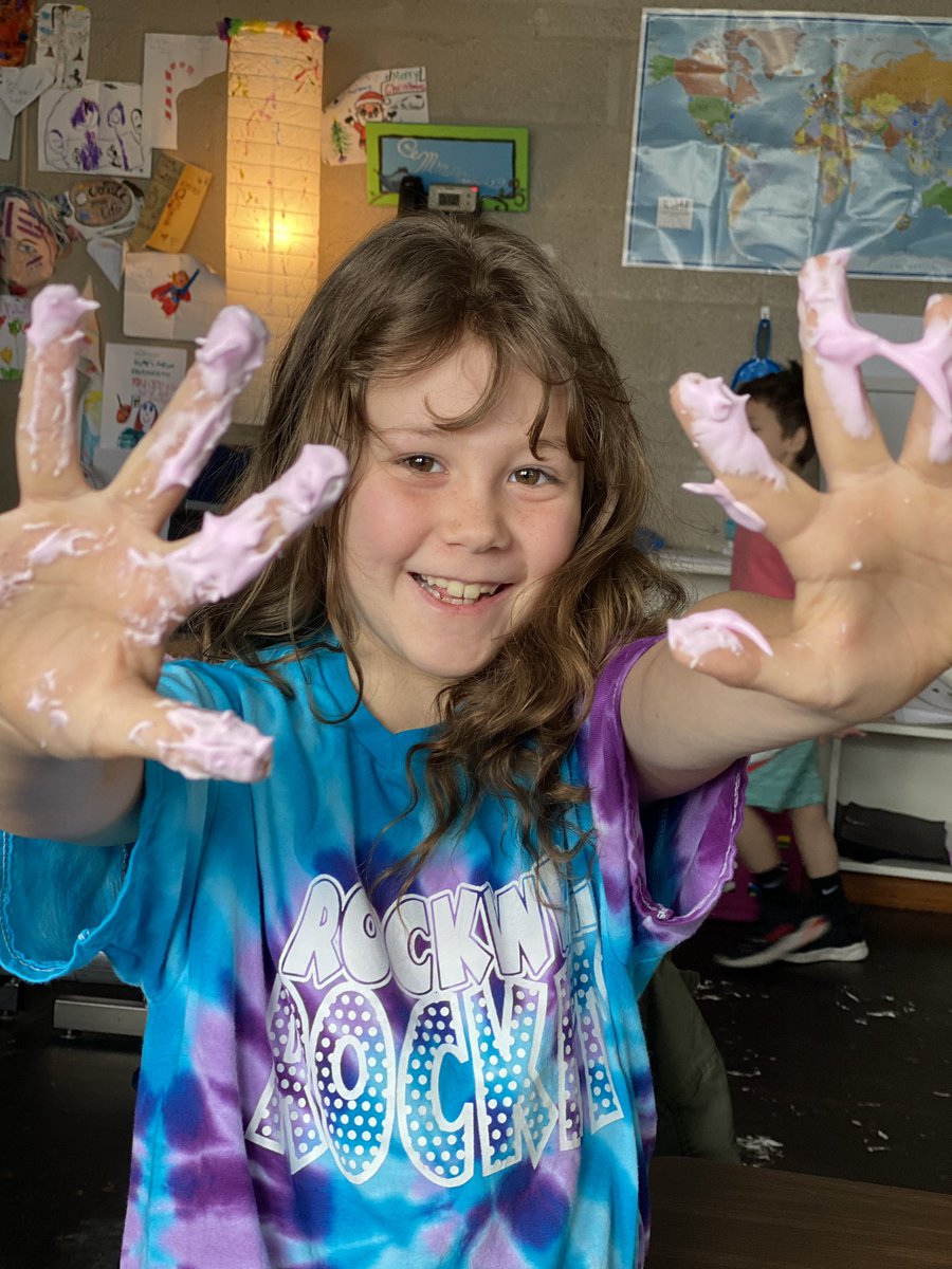 We had a messy day in Art 💜