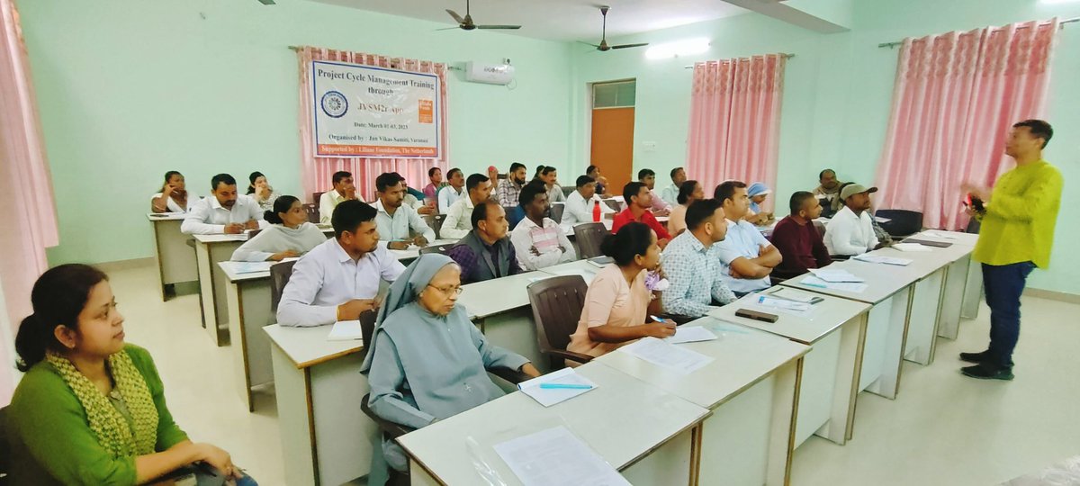 JanVikasSamiti's tweet photo. JVS is conducting a three-days training programme on Project Cycle Management on Inclusive Development of Children and Youngsters with Disabilities through JVSM2r Application in Varanasi from today (1st March, 2023). 36 CBR Consultants from Madhya Pradesh, Haryana, Jammu Kashmir https://t.co/meMaHQ9elO