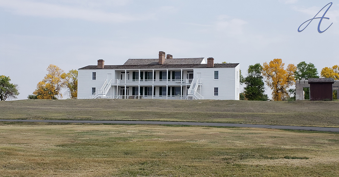 ArtizenP's tweet photo. Why WYO: This is Old Bedlam. Built in 1849, it's the oldest standing building in the state. It was the officer quarters for Fort Laramie, established in 1834.  It started out as a fur trade and restocking outpost for travelers of the Oregon Trail. #WhyWyo #WyoHistory #FortLaramie https://t.co/d8rybJ3cse