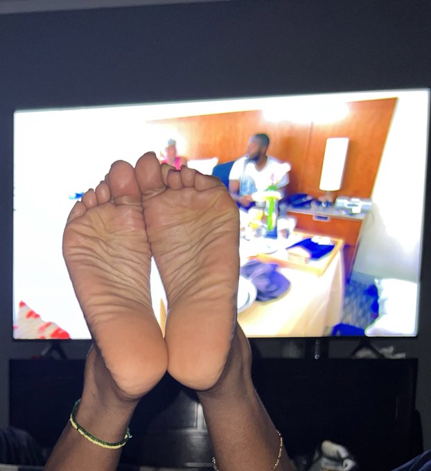 Wrinkle Wednesday &amp; These Are Your Happy Place 🥰 https://t.co/QDoOv3XmV0