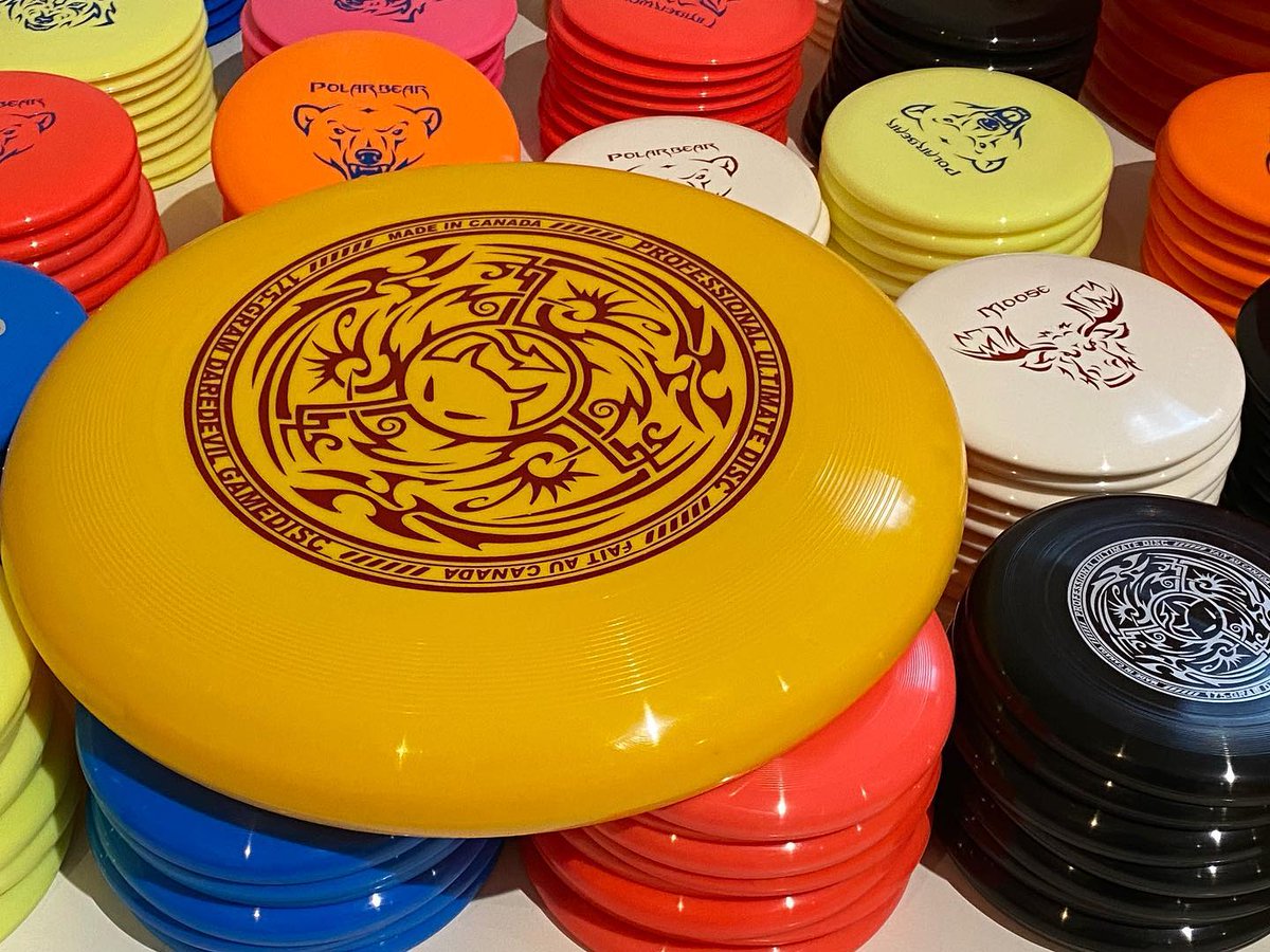 DaredevilDiscs's tweet photo. Minis now available! 4 models to choose from. Driver, Approach, Putter and Ultimate. Printed or blank. https://t.co/w1uqDEtT95 https://t.co/8xYH0kX0BJ