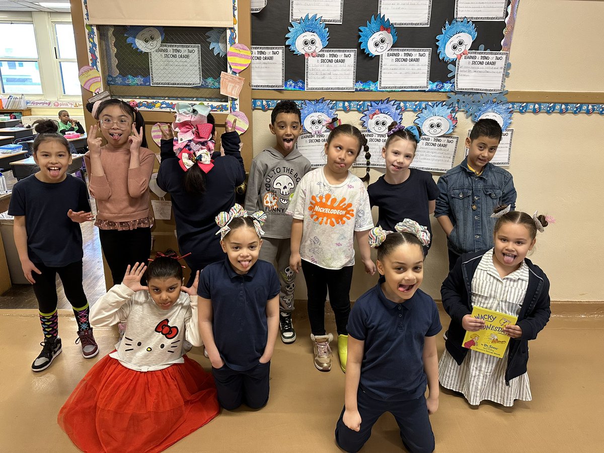 School 4 Grade 1 tweet media