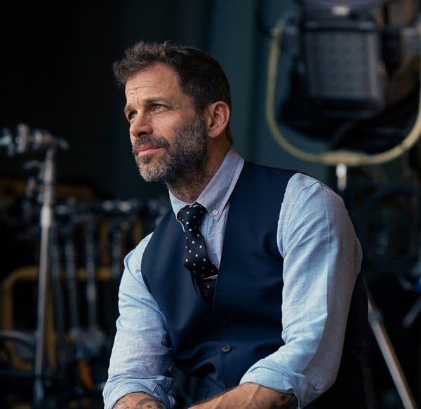 Happy birthday to the ONE AND ONLY Zack Snyder, easily one of my personal heroes. Love you man! 