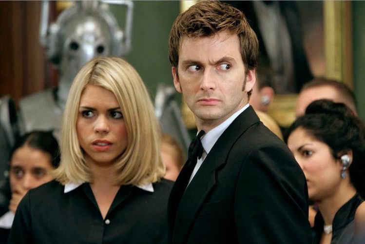 rose and the tenth doctor in rise of the cybermen (2006)