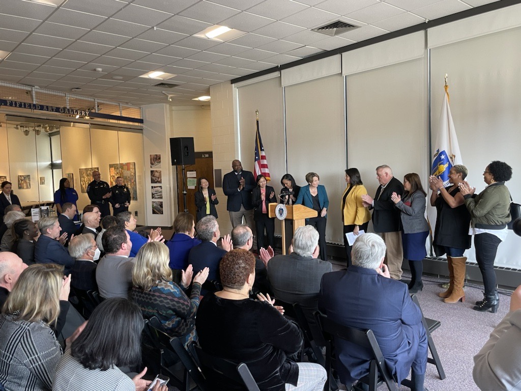 MassEducation's tweet photo. Today @BHCCBoston, @MassGovernor and @MassLtGov announced their budget would create MassReconnect, a new free community college program for MA residents 25 years+ that would cover tuition and fees, the cost of books and supplies, and funding for career wraparound services. https://t.co/4QWn5kCHZl