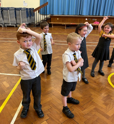EagleshamPS's tweet photo. Primary 1 had a fabulous time learning some Karate moves during #TryaSportWeek. π₯ https://t.co/9iJoJN8svk