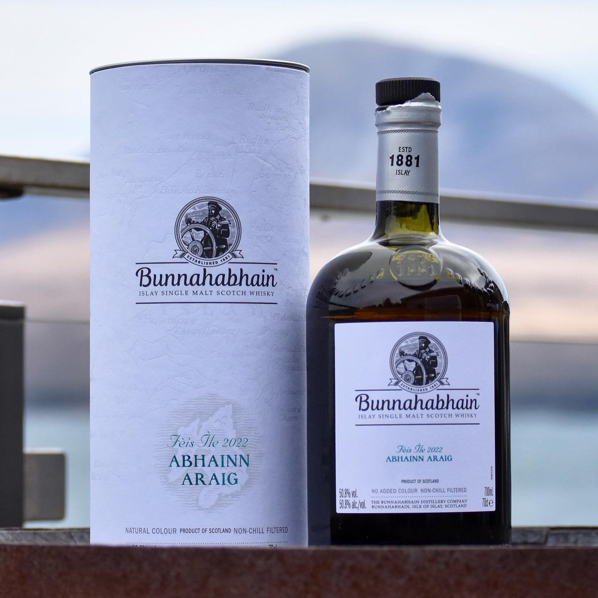 Bunnahabhain Abhainn Araig - Feis Ile 2022 > bit.ly/3CXDX6g

A rich, velvety limited-edition <a href="/Bunnahabhain/">Bunnahabhain Distillery</a> #whisky, created to celebrate #FeisIle 2022 and inspired by the waters of #Islay.