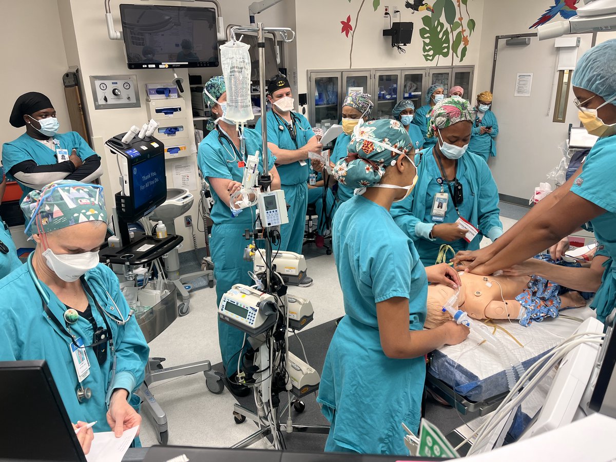 Mock code in the @uncchildrens operating room. Excellent work from this amazing #interprofessional team applying lessons learned last week for #PtSafety. #ContinuousImprovement is key to better care. #UNCsim #ActiveLearning #TeamSTEPPS