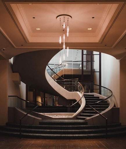 From the moment you step into our lobby to when it comes time to leave, we hope to leave a lasting impression on you!

📸: Eric Miller Photography