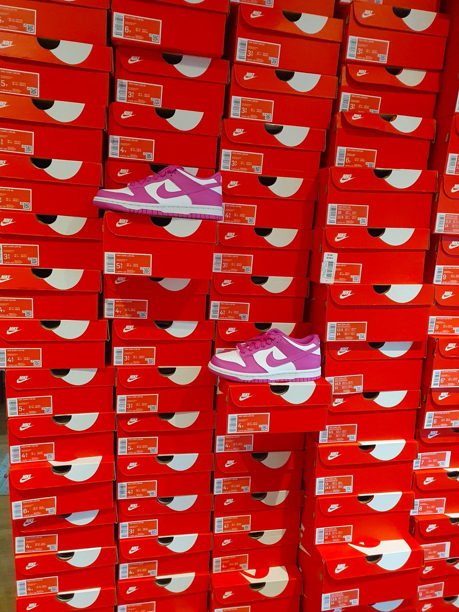 sxhxbxdev's tweet image. +100 Nike Dunk Low Active Fuchsia (GS) 👠🥶

🤖@EarthSideIO 
♣️ @Unknwnlabs 
⛽️ @Porter_Success @speedy_so 

🏠 @ClosedCulture @Nootify @NotifyEU