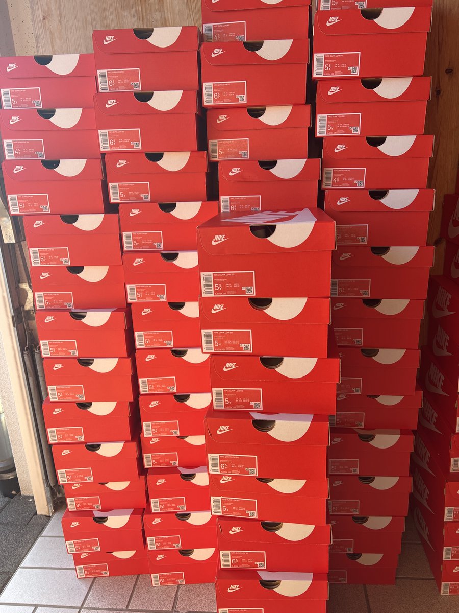 sxhxbxdev's tweet image. +100 Nike Dunk Low Active Fuchsia (GS) 👠🥶

🤖@EarthSideIO 
♣️ @Unknwnlabs 
⛽️ @Porter_Success @speedy_so 

🏠 @ClosedCulture @Nootify @NotifyEU