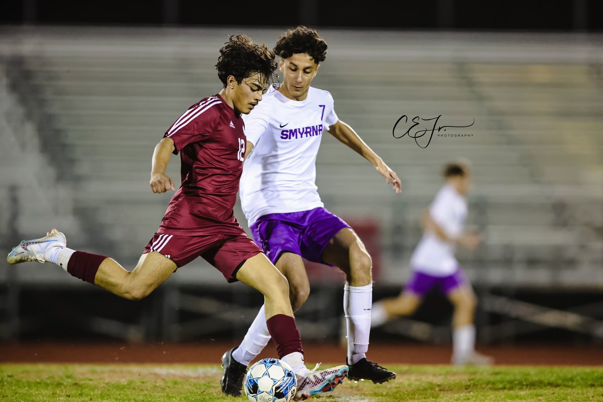 Warming up my soccer camera!  #cejrphotography #highschoolsoccer #canonphotography #canonR3