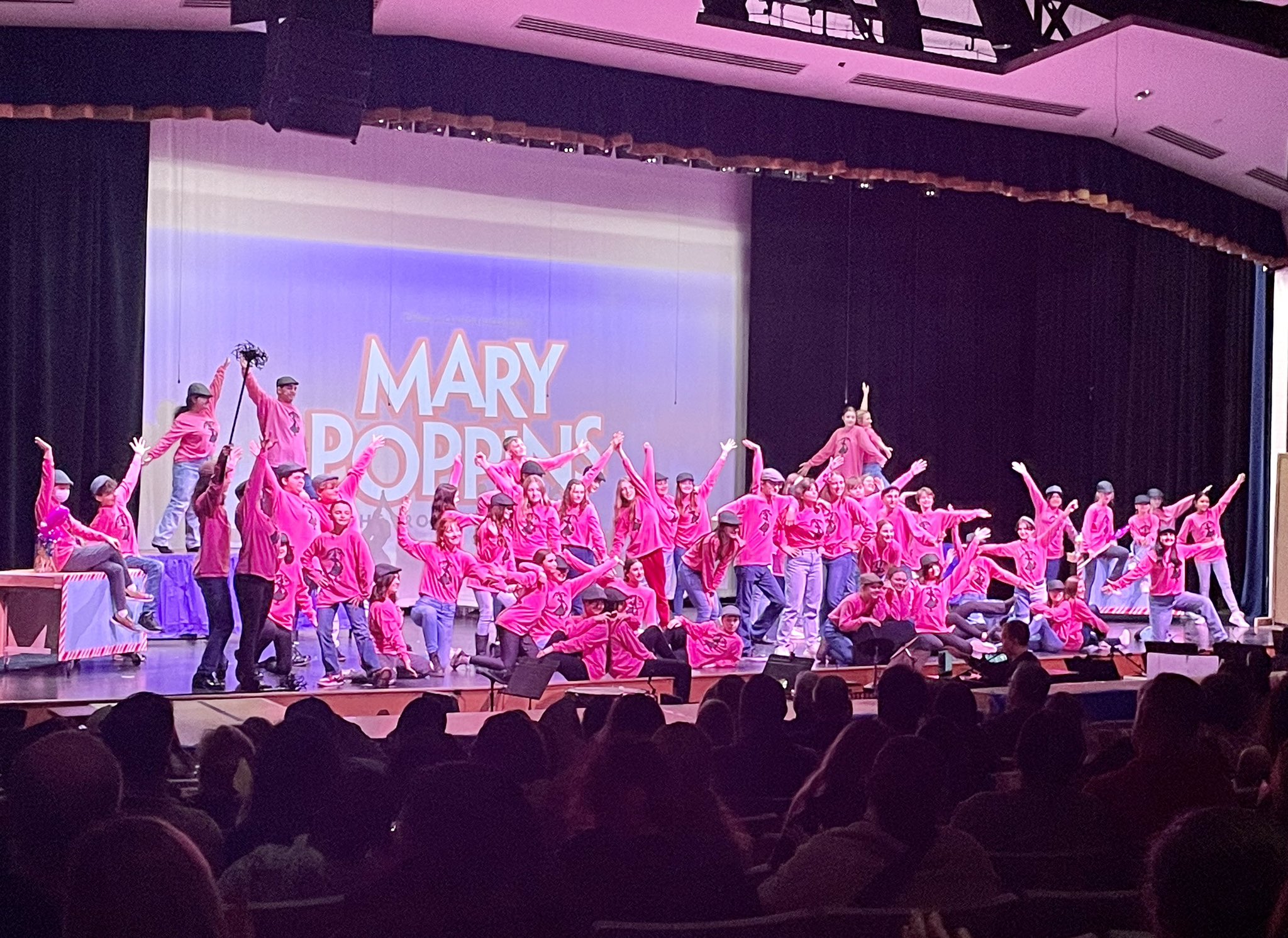 Tamanend Players on X: This tiny Mary Poppins stole some hearts when she  came to see OUR Mary Poppins lead our show w/ talent & intelligence…a  “practically perfect” performance. Kudos to our