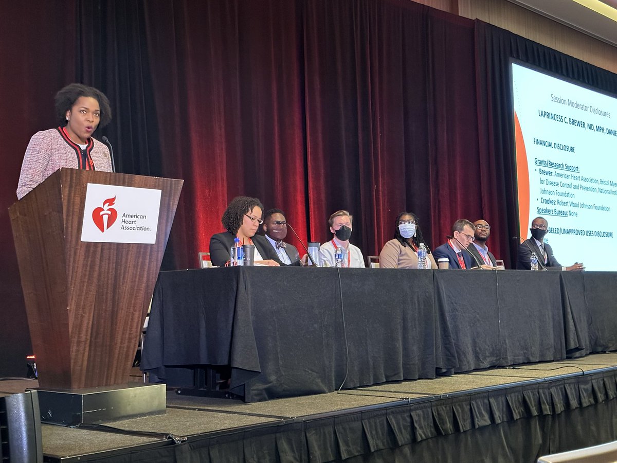 Here at the #HealthDisparities &amp; #SDoH oral poster presentation moderated by <a href="/DrLaPrincess/">LaPrincess C. Brewer, MD, MPH</a> &amp; <a href="/DaniCrookes/">Danielle M. Crookes, DrPH</a> #EPILifestyle23 <a href="/JAHA_AHA/">JAHA</a> <a href="/AHAScience/">AHA Science</a> <a href="/AHAMeetings/">AHAMeetings</a> #JAHAMeetingreport