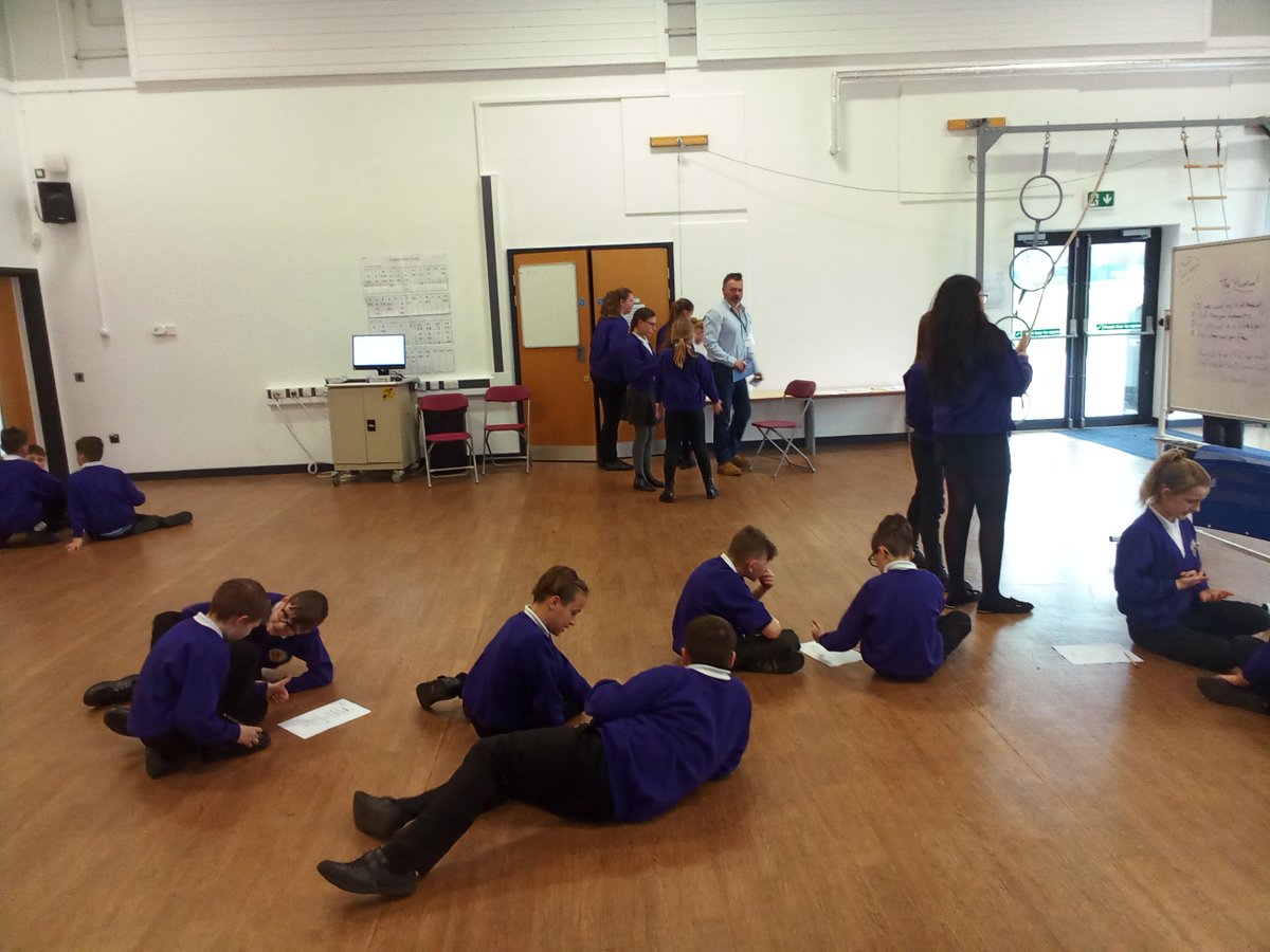 GCPYEAR6's tweet image. Today we were lucky enough to have Ian Bland in to do poetry workshops with us! We explored different poems and had a go at writing and performing our own. #gcpliteracy #gcpenrichment @Blandpoet @PrimaryGreat