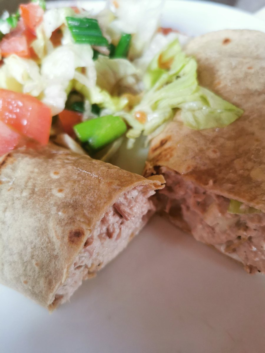Spring is unequivocally here so a little light food to mark it. A tuna wrap with  mixed salad. #thesimplethings What are you having today and does it reflect the season?